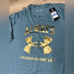 Under Armour loose heat gear t shirt men’s